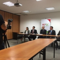 investigacao-de-fraudes-em-prefeituras-de-santa-catarina